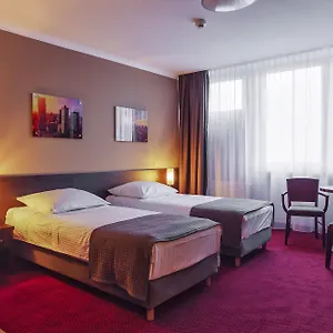 Belwederski 3* Varsovia